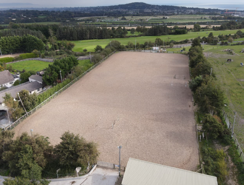 Image of riding school